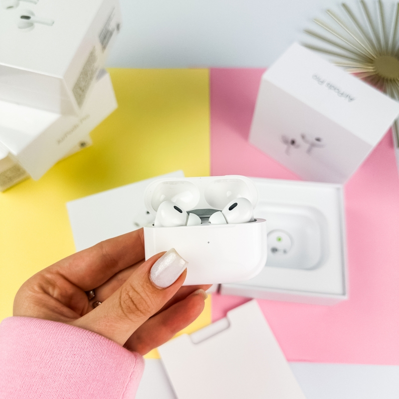 Бездротові навушники з шумопоглинанням White